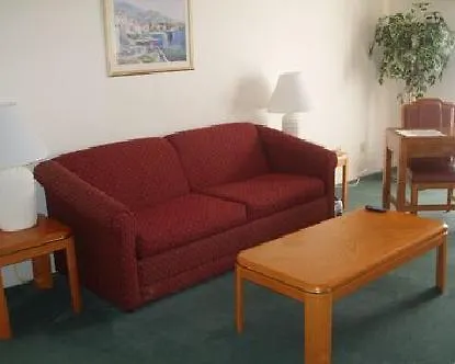 White Oaks Hotel